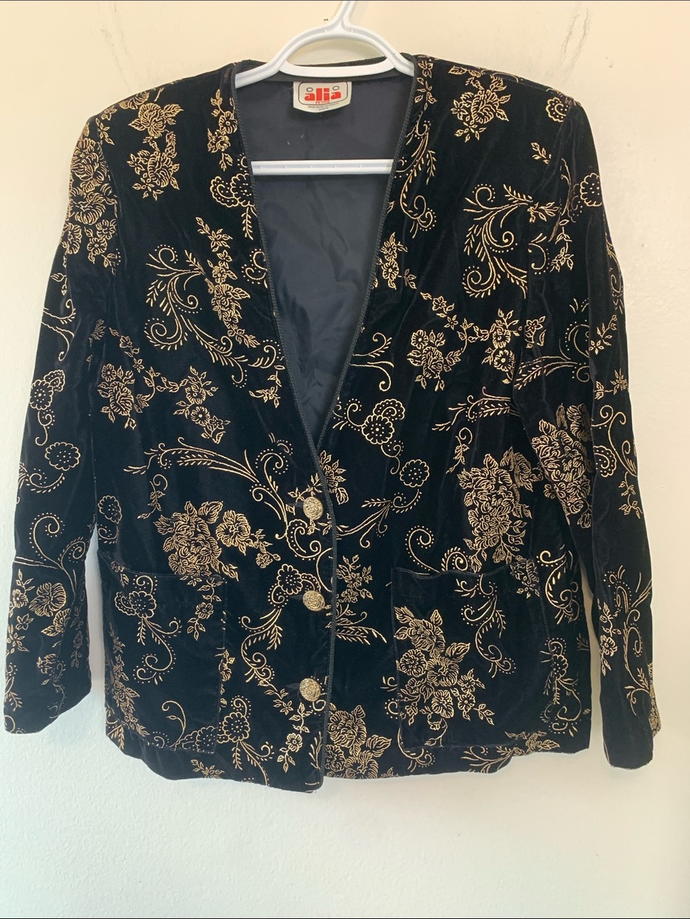 Alia Rare Vintage Black Velvet Feel Blazer w Gold Floral Motif, Pockets, Lined